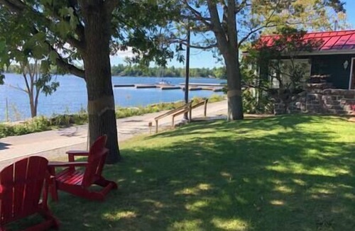 Honey Harbour House | 5 Bedroom Cottage on Georgian Bay - The Grisé