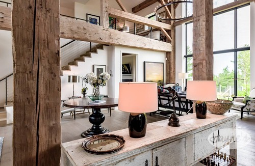 The Blue Mountains House | 5 Min to Georgian Peaks! Breathtaking 5bdrm 5bath Converted Barn - Blue Mtn!