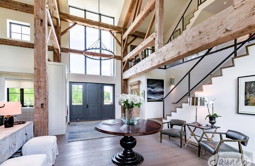 The Blue Mountains House | 5 Min to Georgian Peaks! Breathtaking 5bdrm 5bath Converted Barn - Blue Mtn!