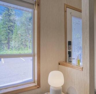 Harvie Heights Apartment | 5 Mins to Banff - Cozy Townhome 2BR&2BATH - Banff Pass Included