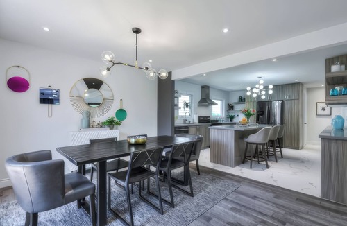 The Peanut House | 5 minutes to Fairview Mall/401/DVP! Cozy Family Sized House!