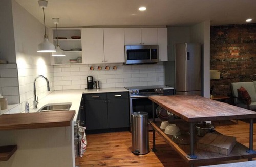 Stratford Apartment | #5 · The Palatial - 1500 sq feet of amazing space.