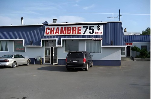 Saint-Jean-Sur-Richelieu Hotel | 50 m² Motel ∙ 2 bedrooms ∙ 5 guests