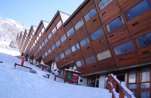 Arc-1600 Apartment | 50m from resort center, 3rd floor, view mountain, balcony, tv, 49m², Les Arcs
