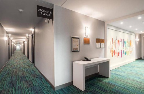 Ste. Foy Hotel | 51 m² Hotel ∙ 2 bedrooms ∙ 127 guests
