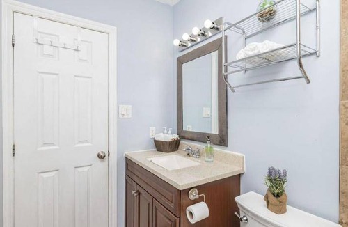 Centretown West Apartment | 56 m² Apartment ∙ 2 bedrooms ∙ 6 guests