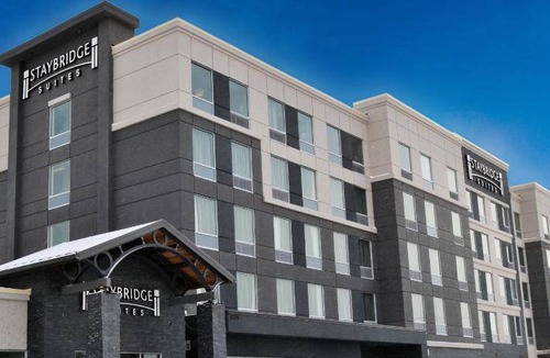 Red Deer Hotel | 56 m² Hotel ∙ 127 guests