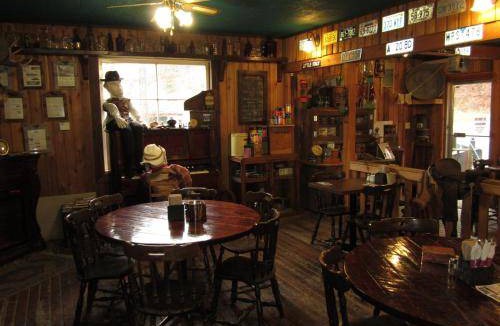 Boston Bar House | 56 m² Motel ∙ 2 guests