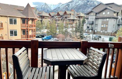 Canmore Apartment | 56 m² Serviced apartment ∙ 4 guests