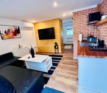 Saint-Leon-de-Standon Apartment | 564B - Le Refuge Spa Riviere
