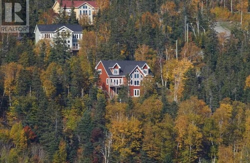 Humber Valley Ski Chalet | 60 Lakeview - Humber Valley Resort