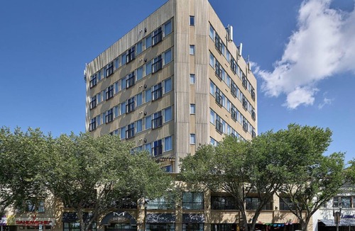 Whyte ave Hotel | 66 m² Hotel ∙ 127 guests