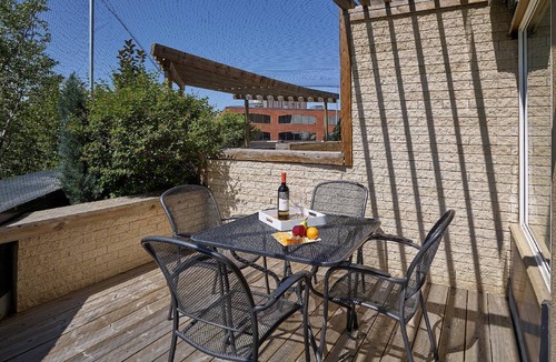 Whyte ave Hotel | 66 m² Hotel ∙ 127 guests