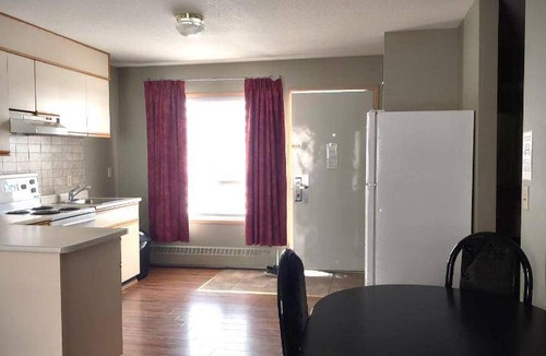Fort Saskatchewan Hotel | 68 m² Hotel ∙ 127 guests