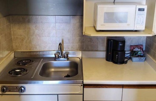 Fort Saskatchewan Hotel | 68 m² Hotel ∙ 127 guests