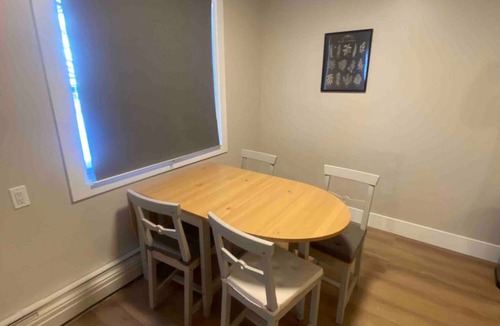 Northeast Edmonton Resort | 70 m² Private room ∙ 1 bedroom ∙ 2 guests