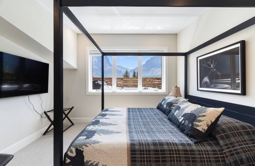 Teepee Town House | 701 m² House ∙ 5 bedrooms ∙ 15 guests