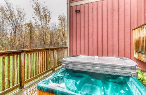 The Blue Mountains Ski Chalet | 725 m² Chalet ∙ 8 bedrooms ∙ 20 guests