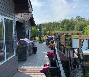 Sherwood Park Bed & Breakfast | 74 m² Bed and breakfast ∙ 5 guests