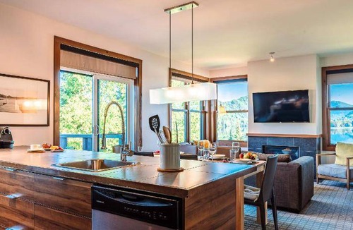 Lac Superieur Village House | 74 m² House ∙ 2 bedrooms ∙ 6 guests