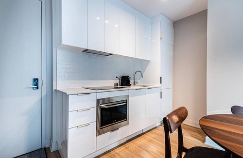 Griffintown Apartment | 79 m² Serviced apartment ∙ 5 guests