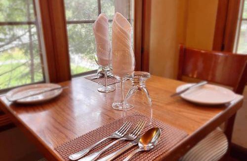 Sainte-Adele Ski Chalet | 80 m² Chalet ∙ 1 bedroom ∙ 2 guests