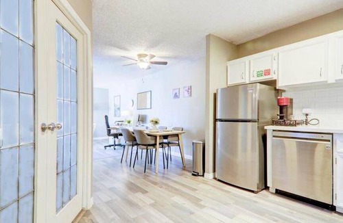 Beltline Apartment | 82 m² Apartment ∙ 2 bedrooms ∙ 4 guests