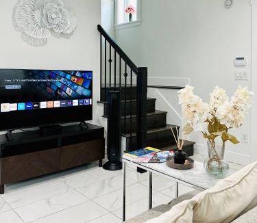 Vancouver South Bed & Breakfast | 84 m² Bed and breakfast ∙ 2 bedrooms ∙ 4 guests