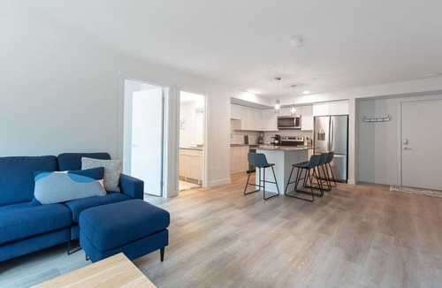 Regional District of Nanaimo Apartment | 90+ Day Escape at Blue Skies Condo