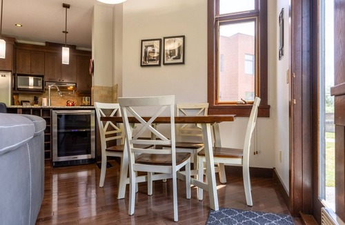 East Kootenay Condo | 901 Luxury Condos l Dog Friendly