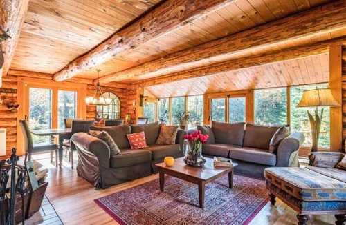 Lac Superieur Village Ski Chalet | 93 m² Chalet ∙ 2 bedrooms ∙ 4 guests