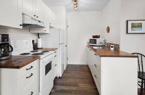 Harvie Heights House | 93 m² House ∙ 2 bedrooms ∙ 4 guests