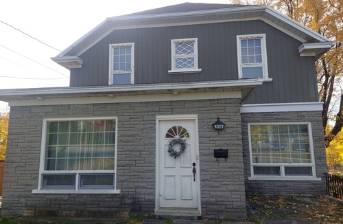 Quartier 5-4 House | 930R-VE The Old House