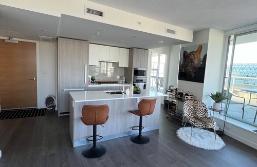 Richmond City Centre Apartment | A Brand New Luxury apartment in Richmond,200 mts from Skytrain and Mall.