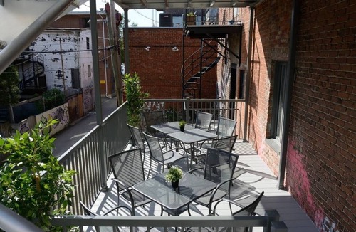 Plateau Mont Royal Apartment | A+ location! Large Terrace - Fast WiFi - 4 bedrooms + 3 full bathrooms - parking