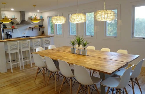 Mineville House | A stylish modern farmhouse 25kms from downtown Halifax.