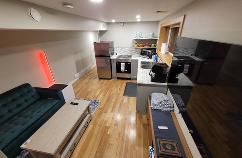 Whitehorse Apartment | A Suite Treat