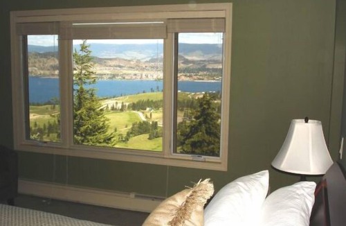 West Kelowna Estates Bed & Breakfast | A View of the Lake Bed & Breakfast