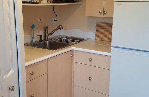 Sechelt House | Above The Inlet B&B and Vacation Rental