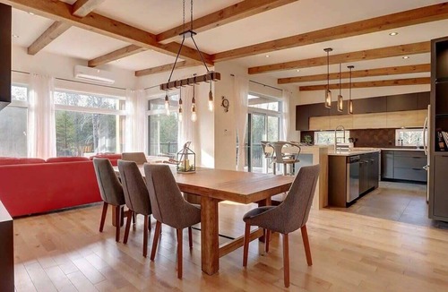 Stanstead Township Ski Chalet | Access to Lake Memphremagog - Spa - Cristal
