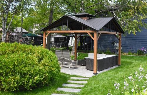 Wasaga Beach House | Adrians Wasaga Beach