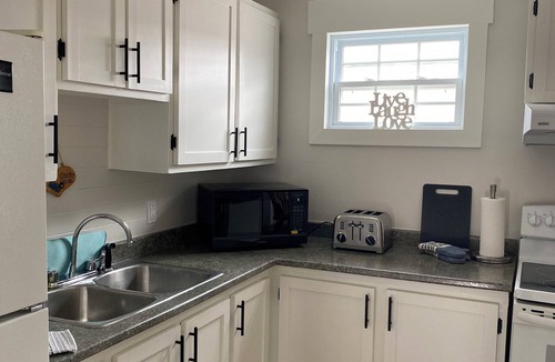 Happy Valley - Goose Bay House | Air Conditioned 2 Bedroom 2 Bathroom Pet Friendly House