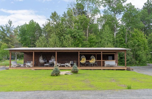 South Algonquin Cabin | Algonquin's Edge Resort | Dome 5