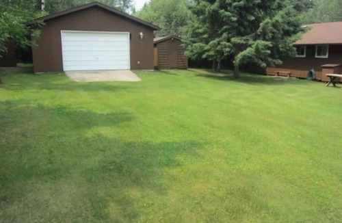 Whiteshell House | All season retreat at Star Lake, Whiteshell