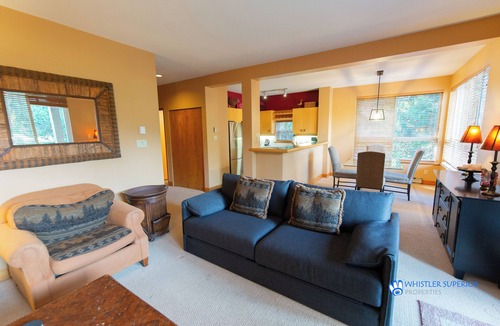 Blackcomb Condo | Alpine Greens - Village Shuttle, BBQ, Patio, Free Parking & WiFi