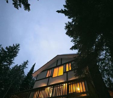 Golden Cabin | Alpine Meadows Lodge