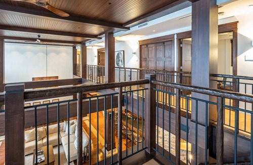 Mont-Tremblant Condo | Altitude Penthouse 8 bdr condo ski-in/out -By Tremblant Living