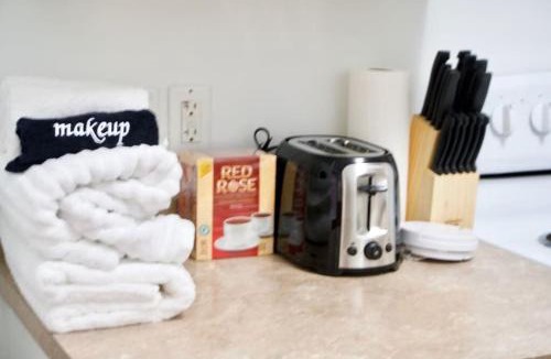 Moose Jaw Apartment | Amazing DT Apartment w Parking Location Coffee