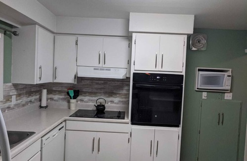 Mattawa House | Amazing Mattawa Riverfront, Mountain View Home, Close to Adventures & Amenities