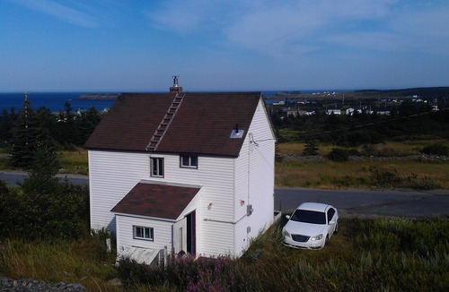Elliston House | Antique Salt Box Traditional Newfoundland House